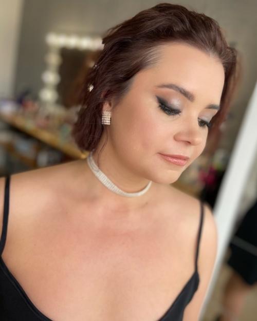 Таким образом, если хочешь почувствовать себя принцессой - тебе ко мне. 03