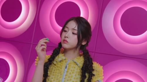 280223: в этот раз у Nmixx клевый концепт. 04 280223: в этот раз у Nmixx клевый концепт. 04