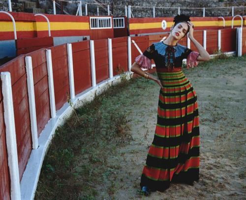 The Sun Also Rises: Аманда Уэллш в фотосессии Елены емчук для Porter Magazine Spring 2016. 07