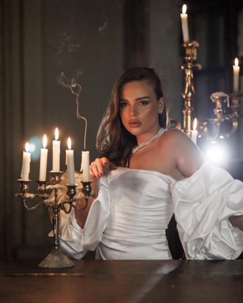 Вот несколько советов от свадебного фотографа для невест, чтобы сделать фотосессию более удачной и комфортной: 04