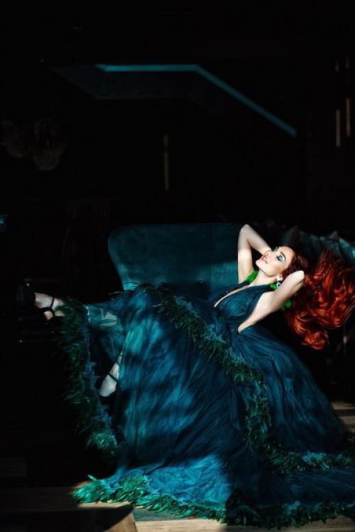 Вчера была промосьемка, а сегодня уже готовы поделиться результатом? 01