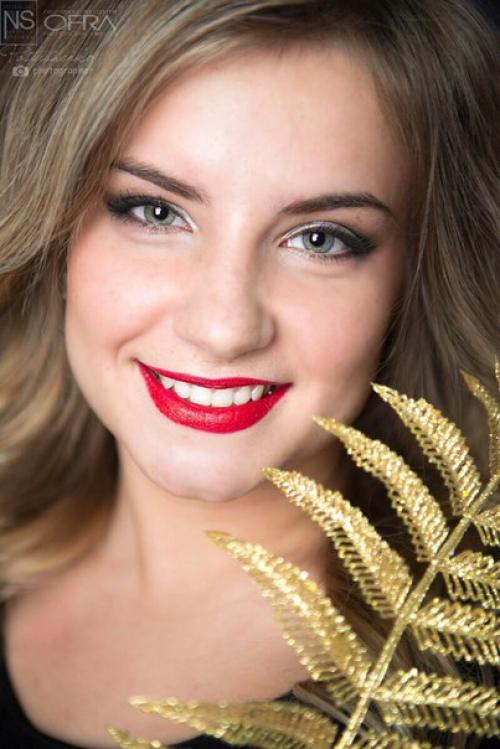 Внимание!  На март - апрель ищу моделей на макияж и причёску. 02