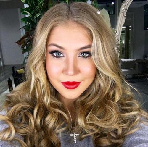 Вот уже в конце этой недели влюбленные пары отметят самый романтический праздник в году - день святого Валентина. 02