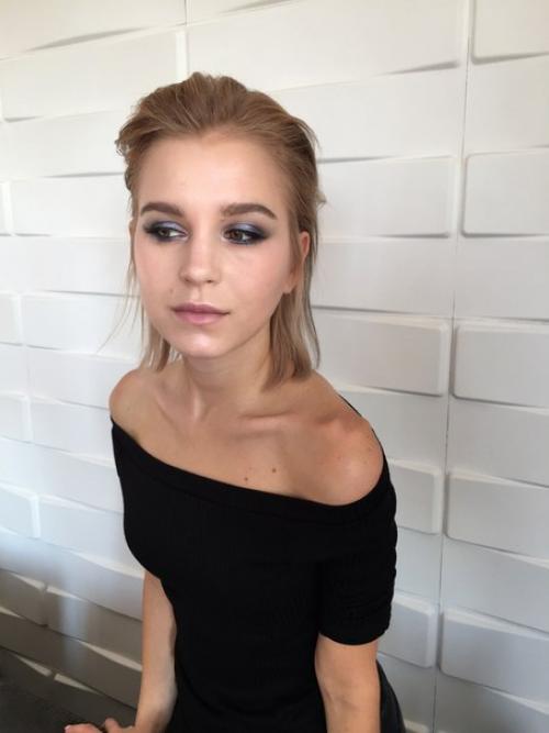 Макияж?  С выездом 900? 05