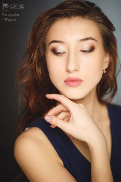 Внимание!  На март - апрель ищу моделей на макияж и причёску. 05