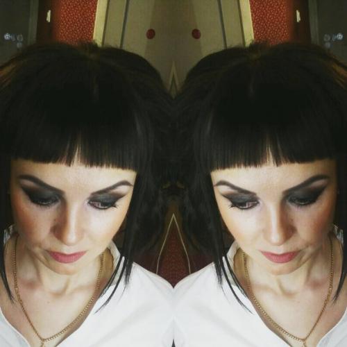 Дорогие девушки, предлогаю акцию 50% на макияж и 20% на прически до конца марта! 01