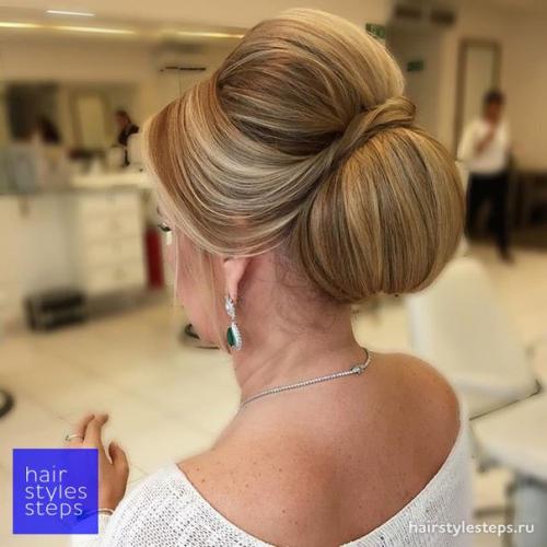 Дорогие невесты!  Открыта запись на свадебный макияж и прическу на март - апрель - май 2017. 02