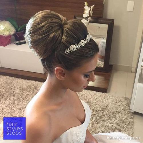 Дорогие невесты!  Открыта запись на свадебный макияж и прическу на март - апрель - май 2017. 03