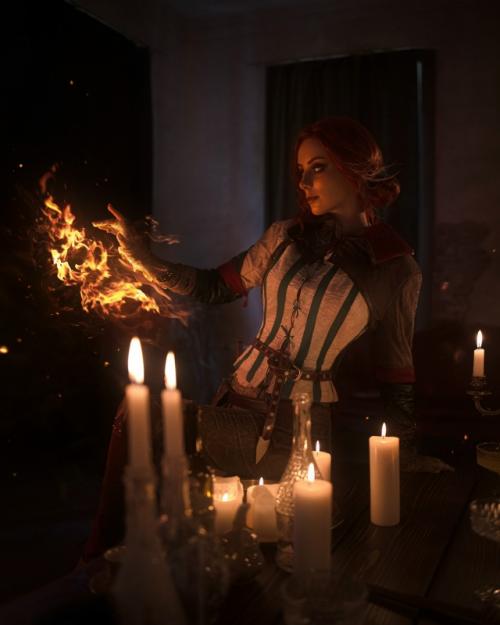 Косплей - модель Дарья Кравец (Fishy Cosplay) примерила на себе роль прекрасной чародейки трисс из игры The Witcher 3: Wild Hunt. 04