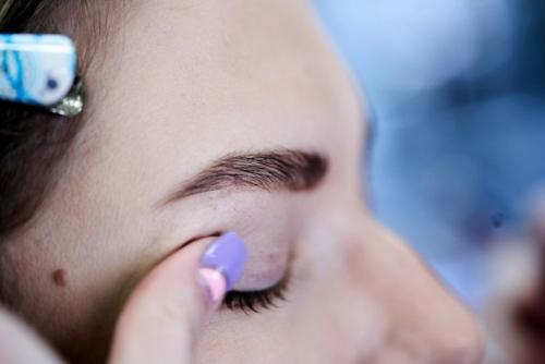 Совсем скоро будет много красоты с Екатериной Казначеевой а пока ловите бекстейдж с нашей съемки! 04