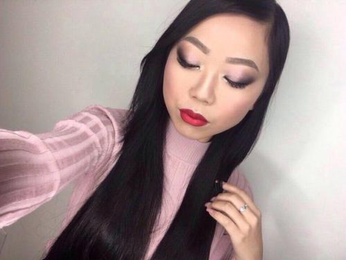 Все девушки от природы красивые, и я лишь буду рада подчеркнуть вашу красоту. 02