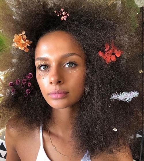 Trend Report: как стричь и укладывать волосы этой весной. 07 Trend Report: как стричь и укладывать волосы этой весной. 07