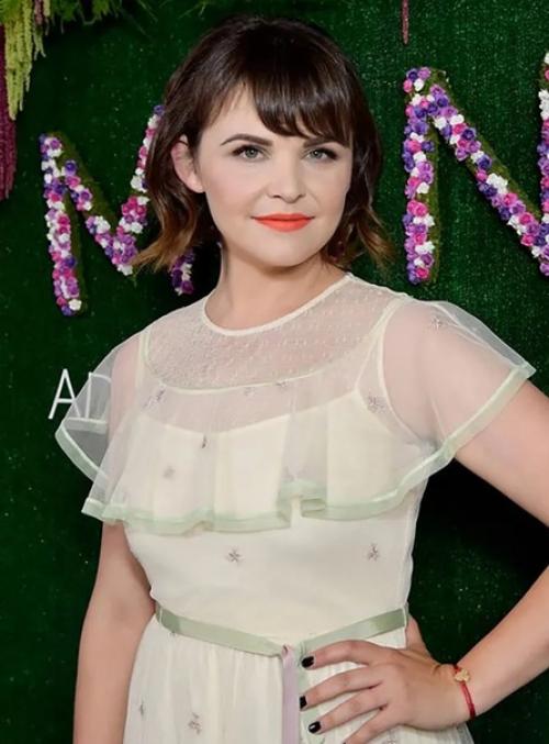 Несколько красивых женских причесок для коротких волос. 02 Несколько красивых женских причесок для коротких волос. 02