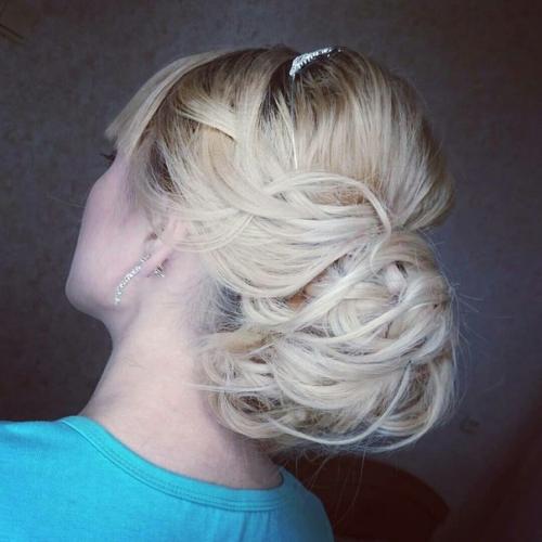 Нужны модели на макияж 750 Р., локоны 750 Р., причёски от 750 Р. (свадебный образ - другое предложение. 03