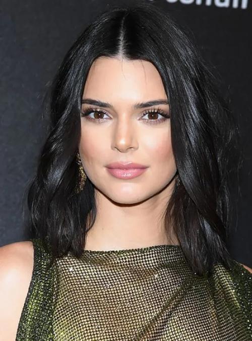 Несколько красивых женских причесок для коротких волос. 04 Несколько красивых женских причесок для коротких волос. 04