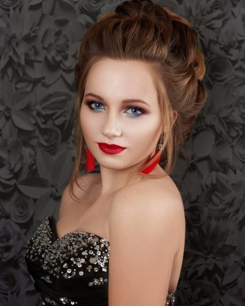 Удивительной красоты образ от преподавателей нашей академии. 01