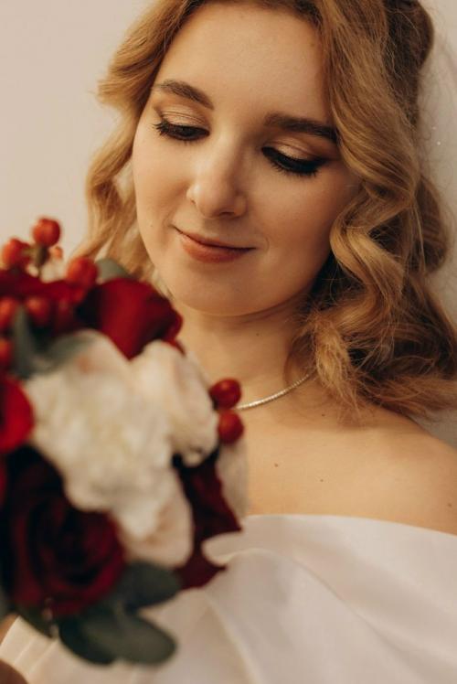 Давно перестала делать Свадебный Макияж. 01