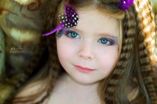 Милые дамы!  С праздником вас! 01