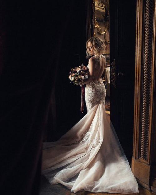 Привет!  Ищу модель на макияж и причёску 05. 01