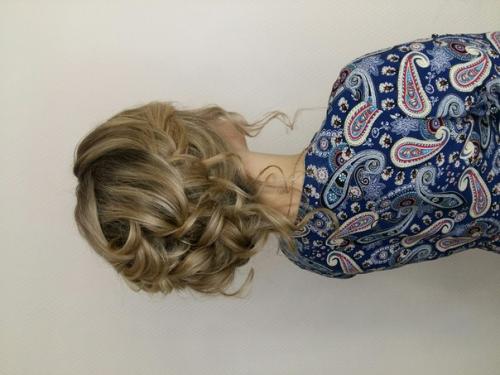 Ищу моделей для отработки новых вариантов вечерних причесок. 02