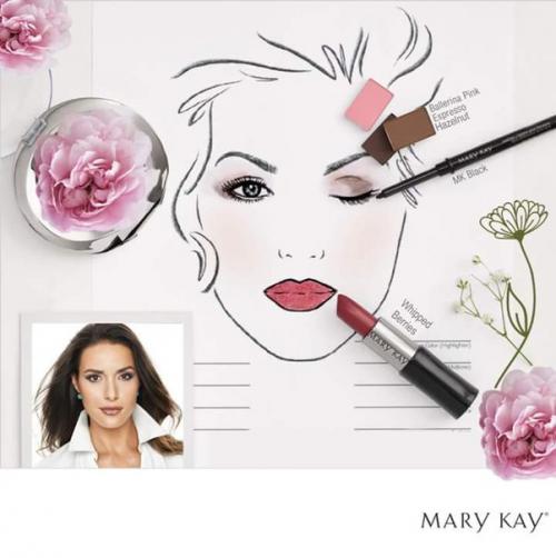 Какие есть поводы у женщины, чтобы перед выходом из дому сделать себе причёску? 03 Какие есть поводы у женщины, чтобы перед выходом из дому сделать себе причёску? 03