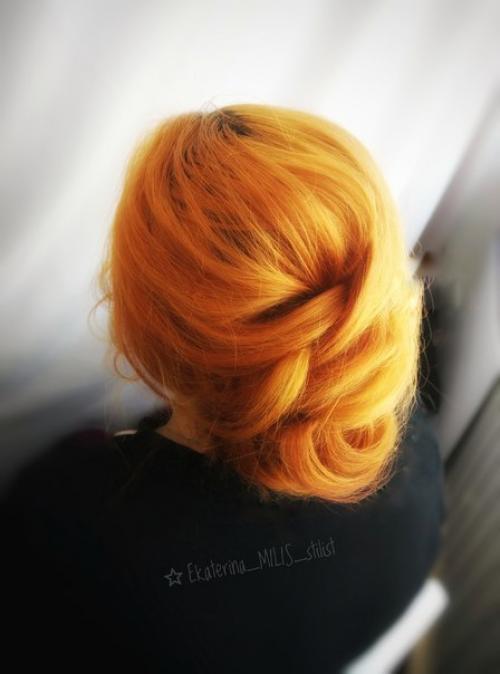 Милые девушки?  Предлагаю вам свои услуги по созданию причесок и макияжа: 03