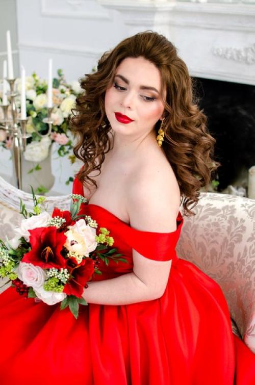 Милые девушки, выпускницы и невесты веду запись на май июнь июль август! 01