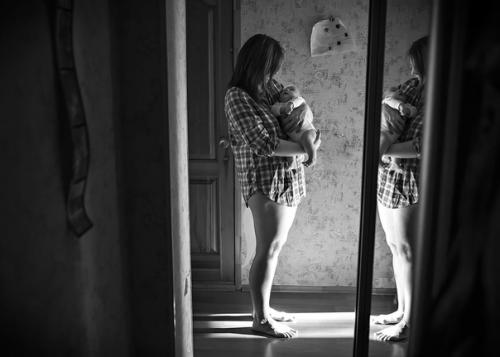 Я живу в каком-то своём личном мире, маленьком, уютном, но в тоже время - совершенно бескомпромиссном. 03