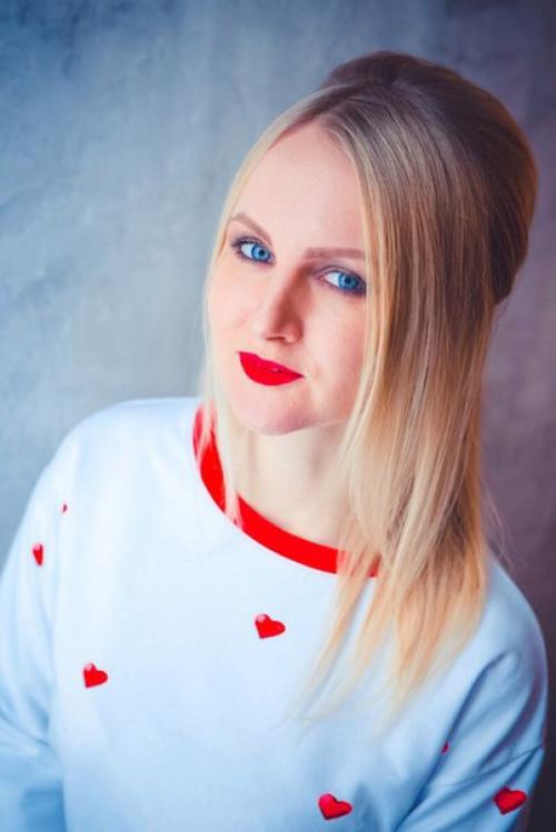 Профессиональный стилист - визажист? 05