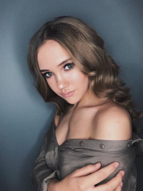 На завтра возьму 2 х моделей бесплатно на макияж! 06 На завтра возьму 2 х моделей бесплатно на макияж! 06