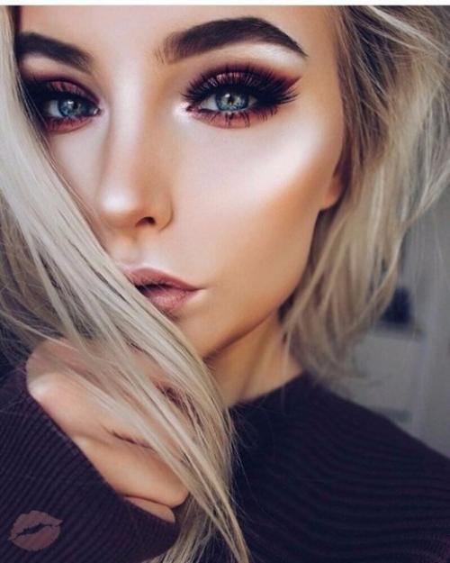 Ищу мастера, который сможет приехать на дом (Ванеева) и сделать вечерний макияж + прическа) 2000-2500. 05