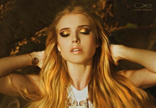 Красотки? Только приземлилась из солнечного Тайланда? 01 Красотки? Только приземлилась из солнечного Тайланда? 01