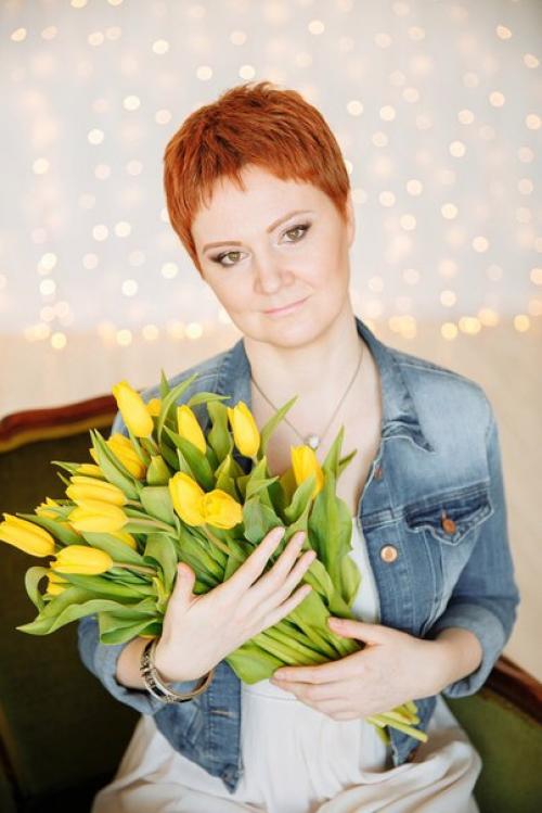 Профессиональный стилист - визажист? 02