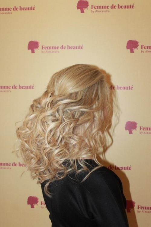 Милые девушки!  Приглашаю вас на прически и макияж по приятным ценам свой образ можете дополнить украшениями ручной работы! 05