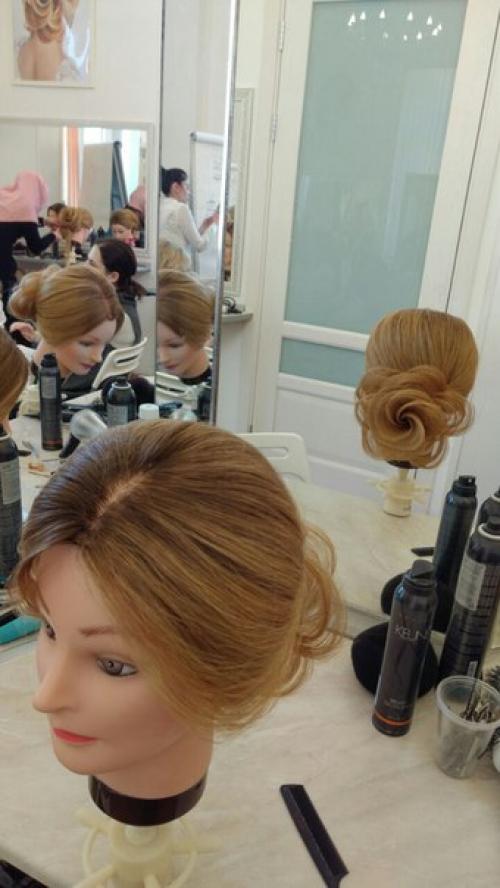 Мы приглашаем моделей на бесплатную профессиональную фотосессию занятость 18 и 19 апреля по несколько часов. 01