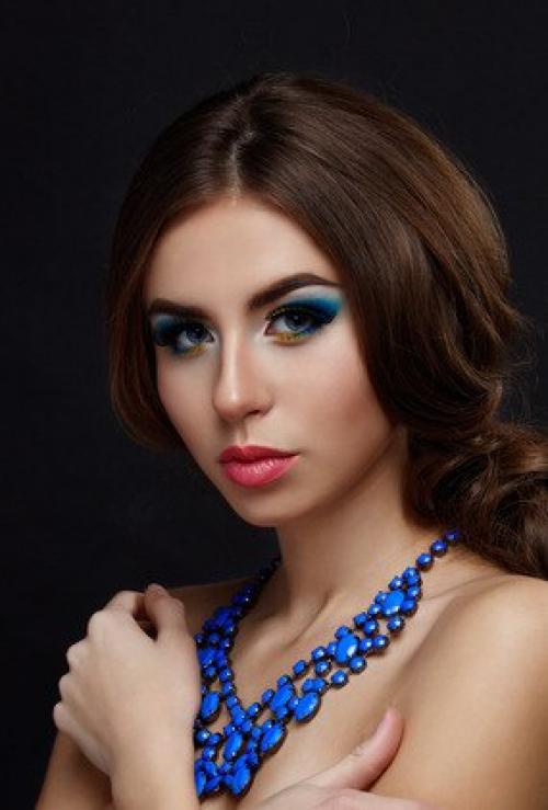 Палетка теней Kiko Milano Prom Queen Eyeshadow Palette в наличии! 01