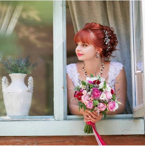 На улице был вторник, а на душе - весна … запись на прически и макияж! 01