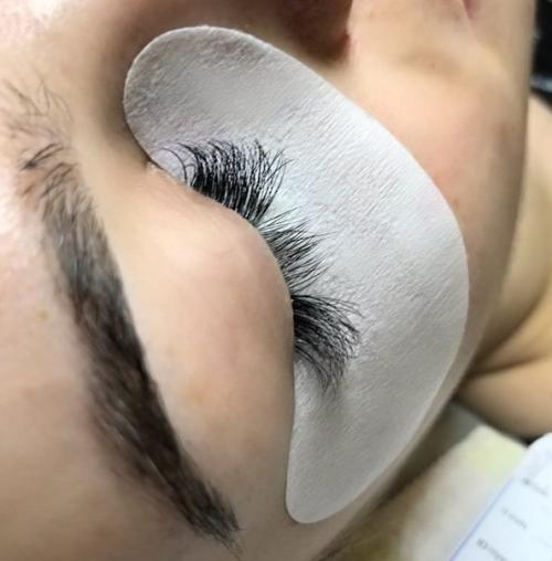 А знаете в чем отличие хорошего наращивания, от плохого? 01