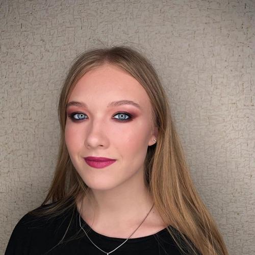 Красотки выпускницы, вы уже подумали о том, какой макияж и образ в целом вы хотите! 02