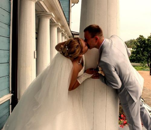 Ажурные блинчики. Ингредиенты: Молоко (2, 5% жирности) - 3 и 1/4 стакана. 02 Ажурные блинчики. Ингредиенты: Молоко (2, 5% жирности) - 3 и 1/4 стакана. 02