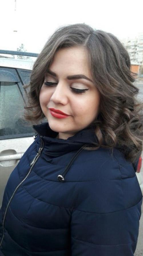 Нужны модели на прически, локоны и макияж? 07