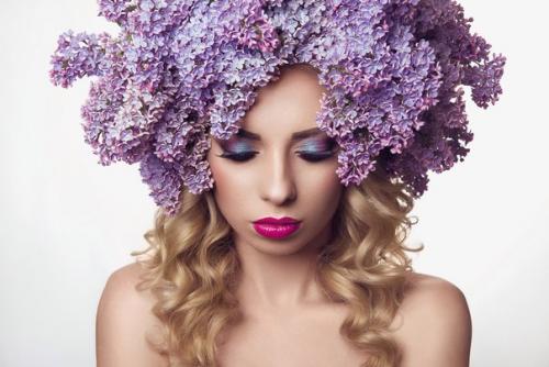 В этом сезоне разве что утюг не делал фотосессию с сиренью? 01