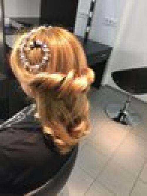 Милые выпускницы?  , Близится ваш самый долгожданный день. 01