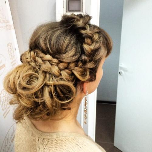 Нужны модели на прически, локоны и макияж? 05