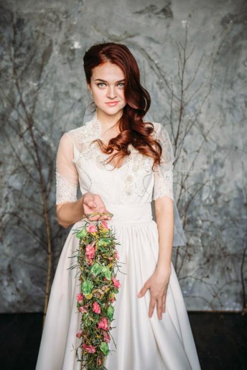 Не обычный цветочный аксессуар, как альтернатива букета невесты. 05