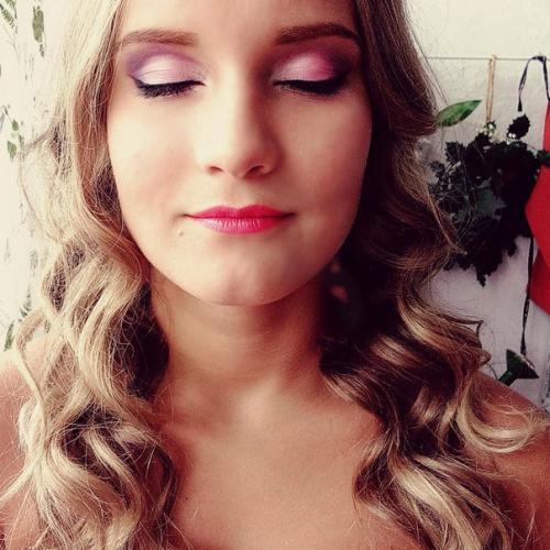 Модели на макияж и прически нужны? 01