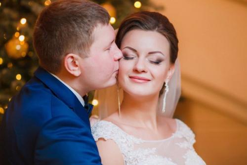 Милые невесты, запись на макияж и прическу продолжается! 08