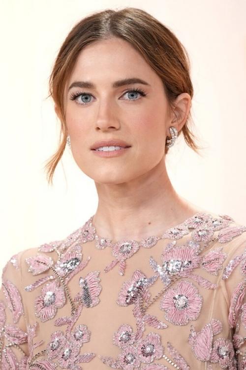 Лучшие макияжи и прически звезд с красной дорожки церемонии оскар-2023. 08 Лучшие макияжи и прически звезд с красной дорожки церемонии оскар-2023. 08