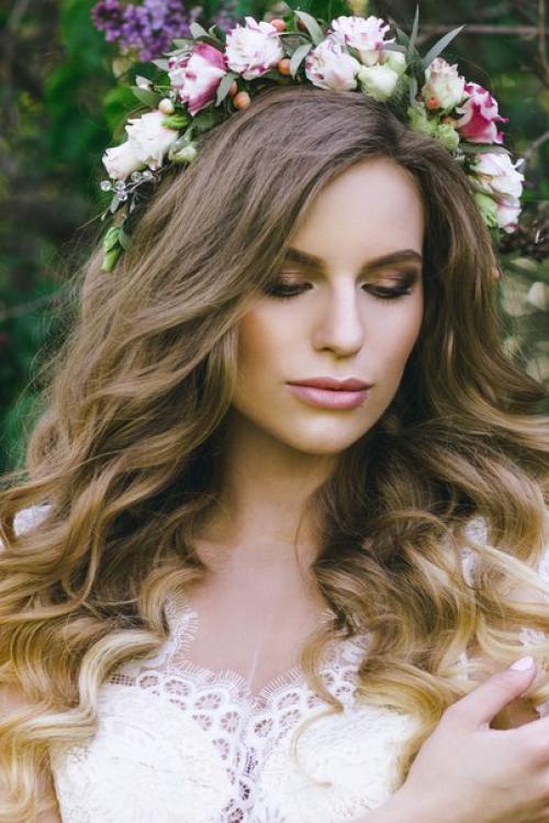 Урок макияжа.  1 нанесите базу под тени и припудрите веко. 04