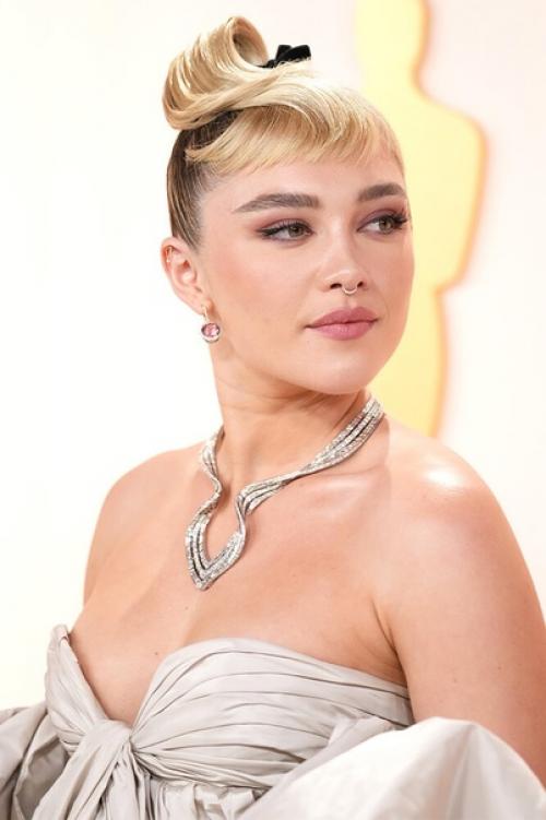 Лучшие макияжи и прически звезд с красной дорожки церемонии оскар-2023. 02 Лучшие макияжи и прически звезд с красной дорожки церемонии оскар-2023. 02